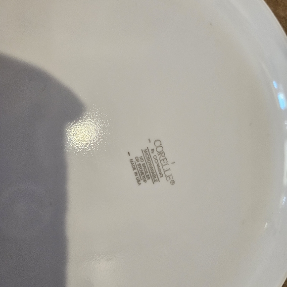 Corelle 'Subtle Blue' Dinner Plates - Set of 4 10" Plates Dinnerware - Picture 8 of 11